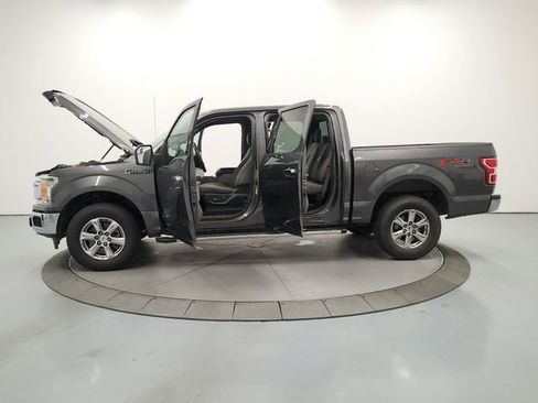 Used 2018 Ford F150 XLT w/ Equipment Group 302A Luxury AWD/4WD image 12