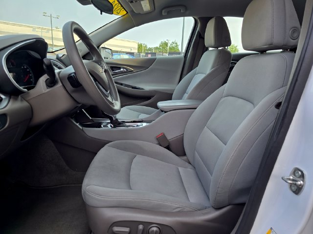 Used 2024 Chevrolet Malibu LT FWD image 8