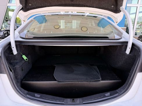 Used 2019 Ford Fusion SE FWD image 43