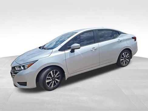 Certified 2024 Nissan Versa SV w/ Trunk Package FWD image 4