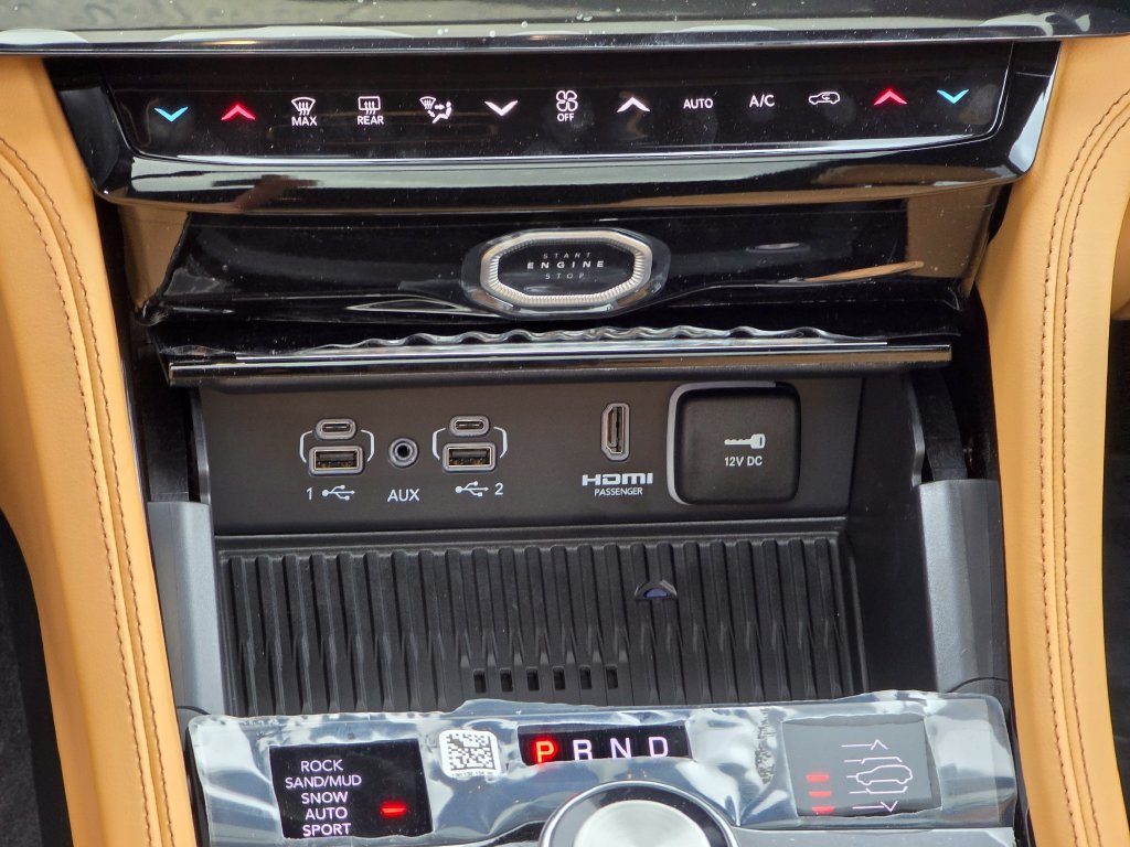 New 2027 Jeep Grand Cherokee Summit AWD/4WD image 32