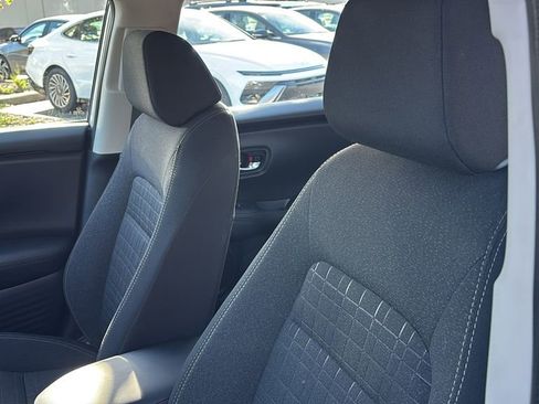 Certified 2025 Honda HR-V LX image 25