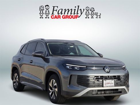 New 2026 Volkswagen Tiguan S image 2