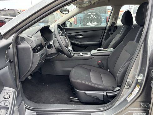 Used 2024 Nissan Sentra SV image 15