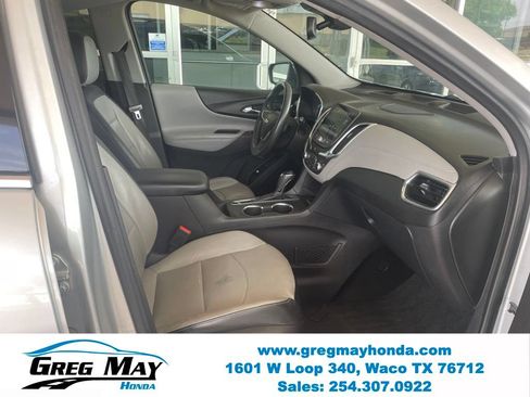 Used 2018 Chevrolet Equinox Premier FWD image 30