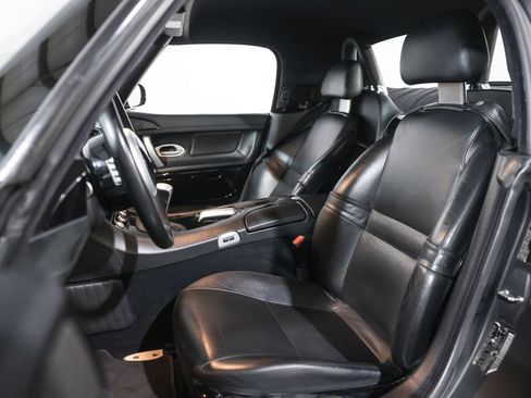 Used 2002 BMW Z8 RWD image 20