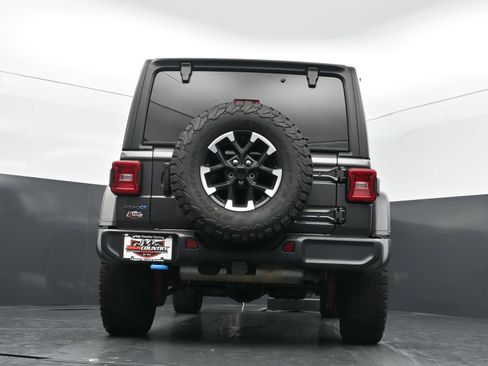 Used 2024 Jeep Wrangler Unlimited Rubicon 4xe AWD/4WD image 39