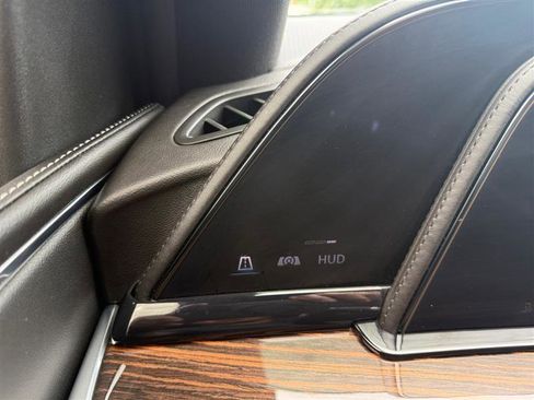Used 2021 Cadillac Escalade ESV Premium Luxury AWD/4WD image 37