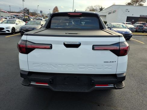 Used 2024 Hyundai Santa Cruz Limited image 4