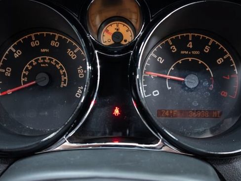 Used 2007 Saturn Sky w/ Premium Trim Pkg RWD image 2