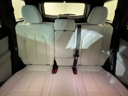 New 2026 Jeep Cherokee Laredo AWD/4WD image 25