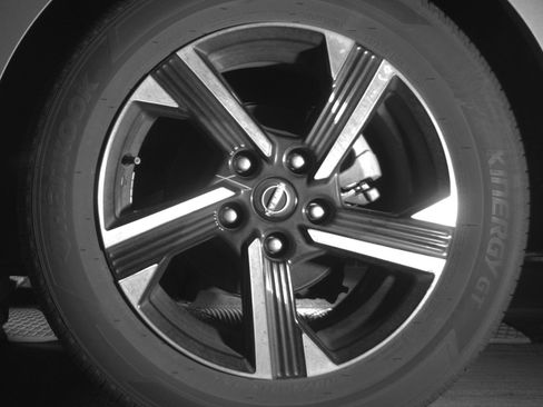 Used 2025 Nissan Sentra SV FWD image 14