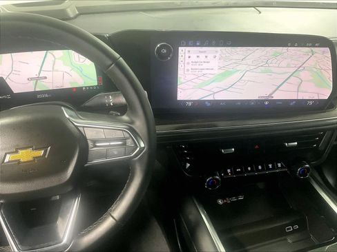 Used 2025 Chevrolet Tahoe LT image 19