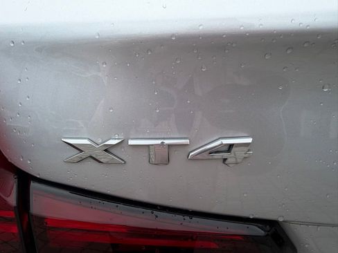 Used 2021 Cadillac XT4 Premium Luxury FWD image 8