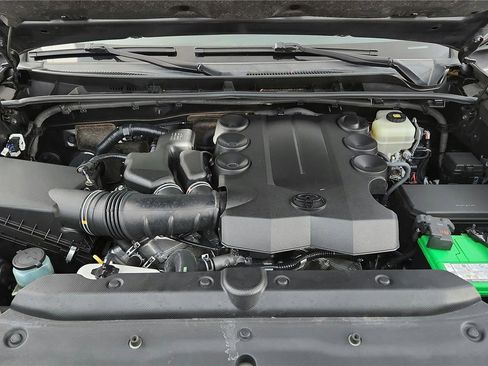 Used 2020 Toyota 4Runner Nightshade image 14