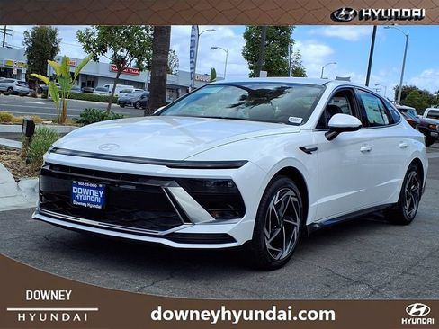 New 2026 Hyundai Sonata SEL FWD image 1