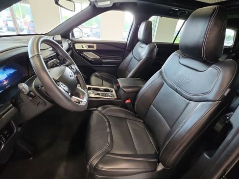 Used 2023 Ford Explorer ST w/ Equipment Group 401A AWD/4WD image 15