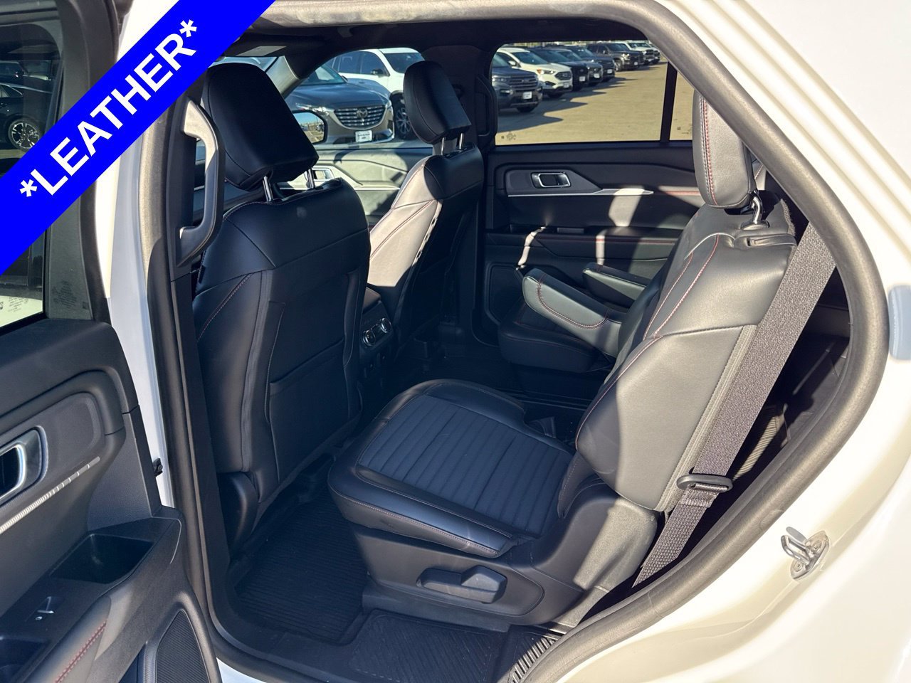 Used 2025 Ford Explorer ST-Line AWD/4WD image 6