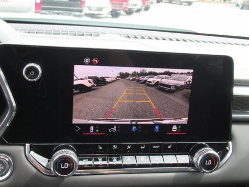 New 2026 GMC Canyon Elevation w/ Convenience Package RWD image 25