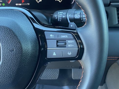 Certified 2025 Honda Pilot Sport image 27