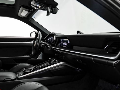 Used 2020 Porsche 911 Carrera 4S image 44