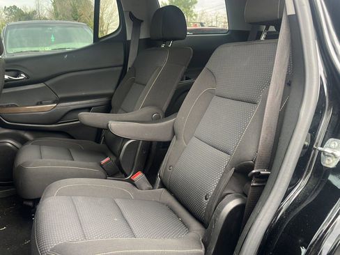 Used 2021 GMC Acadia SLE w/ Elevation Edition image 18