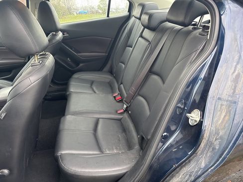 Used 2017 MAZDA MAZDA3 Touring image 10