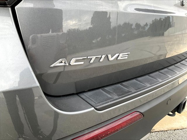 Used 2025 Ford Explorer Active w/ Active Comfort Package RWD image 29