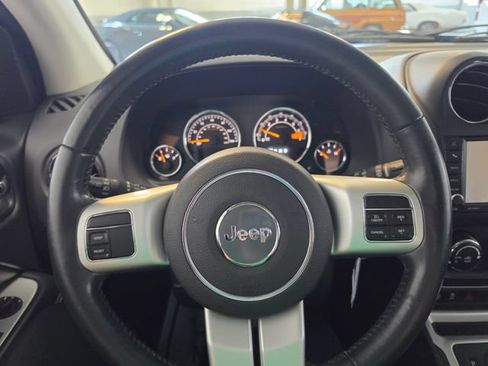 Used 2016 Jeep Compass High Altitude AWD/4WD image 16