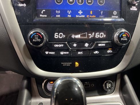 Used 2024 Nissan Murano SV image 30