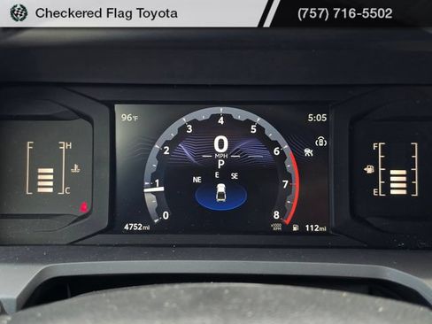 Used 2024 Toyota Tacoma SR5 AWD/4WD image 10