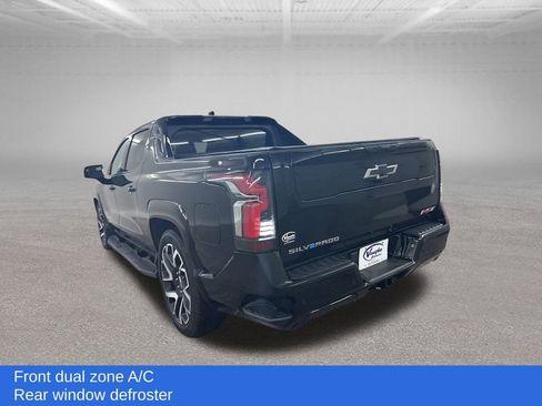 Used 2024 Chevrolet Silverado EV RST image 10
