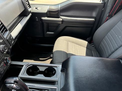 Used 2018 Ford F150 XLT w/ Equipment Group 302A Luxury AWD/4WD image 13