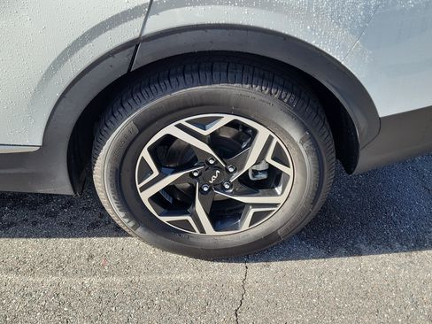 Used 2023 Kia Sportage LX FWD image 38