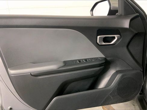 Used 2025 Kia K4 FWD image 24