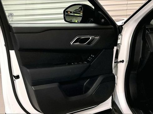 Certified 2026 Land Rover Range Rover Velar Dynamic SE AWD/4WD image 26