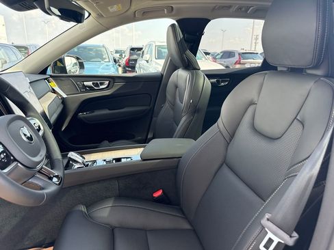 New 2026 Volvo XC60 B5 Ultra image 11
