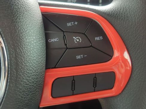 Used 2020 Jeep Renegade Sport FWD image 14
