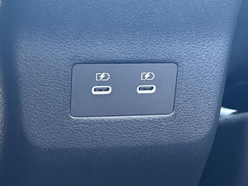 New 2026 Nissan Kicks SR w/ SR Premium Package FWD image 21