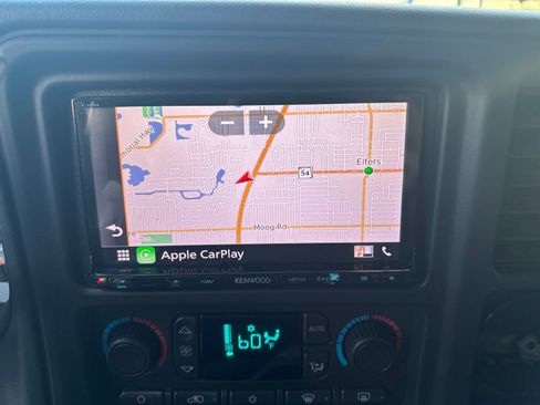 Used 2006 Chevrolet Avalanche Z66 w/ Sun And Sound Package image 22