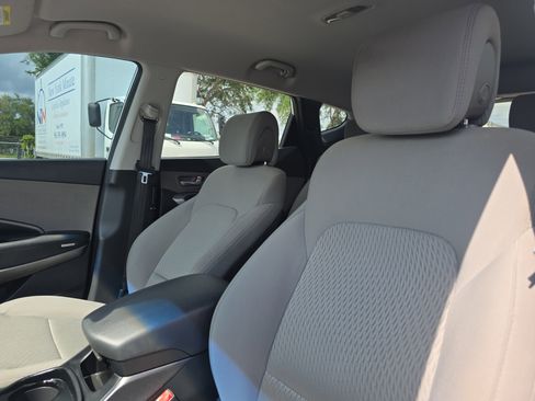 Used 2018 Hyundai Santa Fe Sport FWD image 25