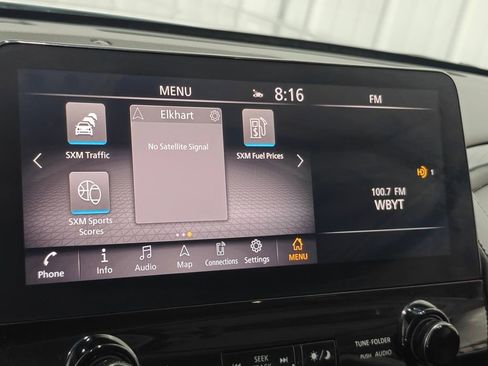 Used 2021 Nissan Armada SV image 37