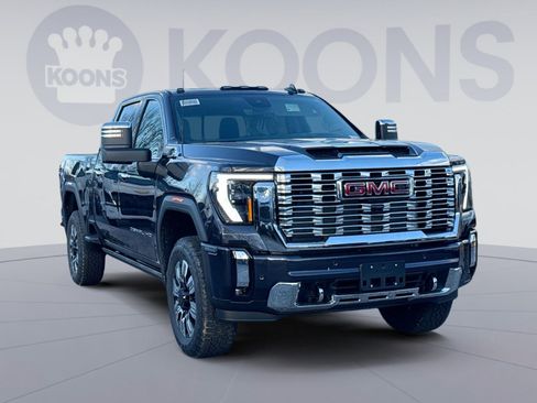 New 2026 GMC Sierra 2500 Denali w/ Denali Reserve Package image 10