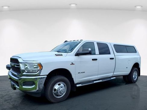 Used 2019 RAM 3500 Tradesman AWD/4WD image 2