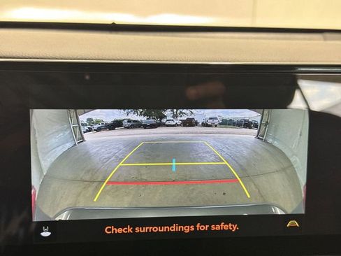 Used 2025 Toyota Camry XSE FWD image 15