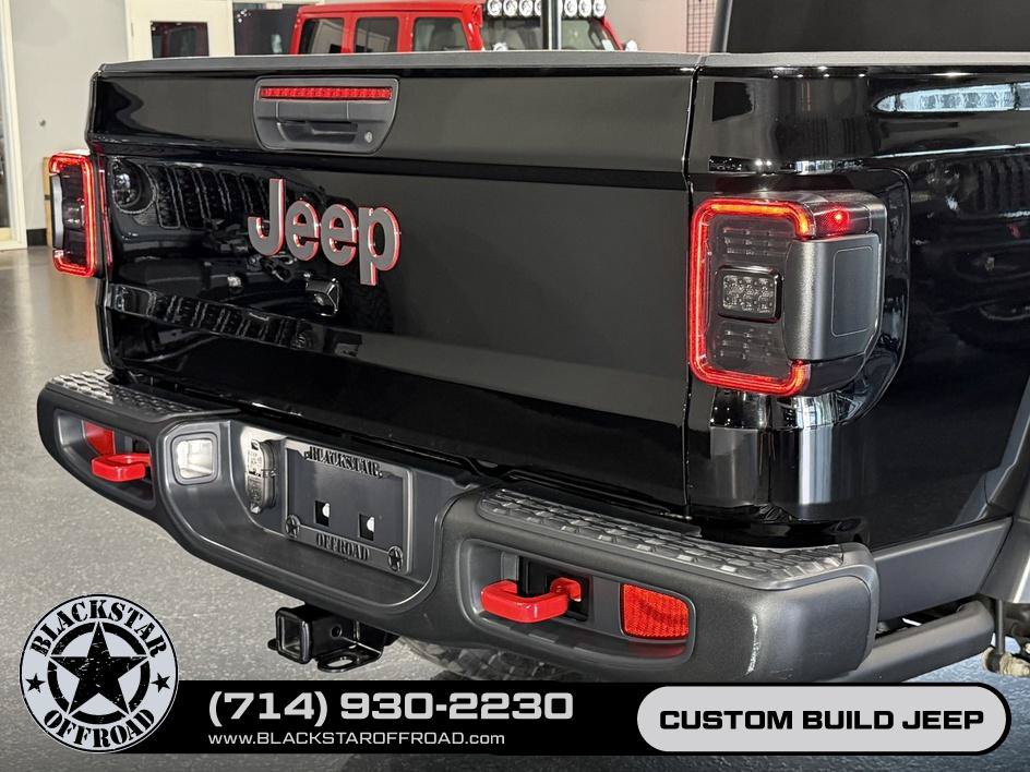 Used 2022 Jeep Gladiator Rubicon w/ Cold Weather Group AWD/4WD image 12