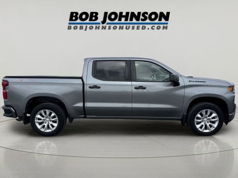 Used 2021 Chevrolet Silverado 1500 Custom w/ LPO, Dark Essentials Package AWD/4WD image 2