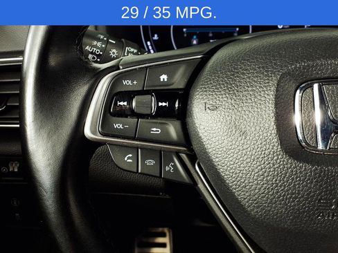 Used 2021 Honda Accord Sport image 18
