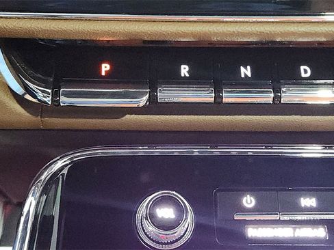 Used 2024 Lincoln Navigator Reserve w/ Equipment Group 201A image 24