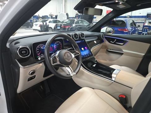 Used 2026 Mercedes-Benz GLC 300 4MATIC image 2